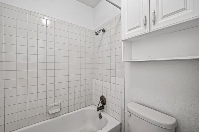 7200 Clarewood Drive 1904, Houston, TX 77036