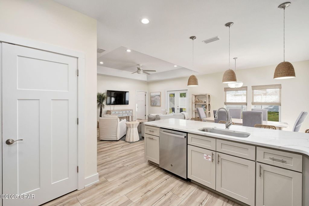 Image 7 of property listing at 21706 Palm Avenue Avenue, Panama City Beach, FL 32413