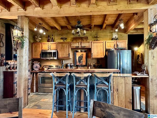 368 WHISPERING PINES LANE, Helena, AL 35080