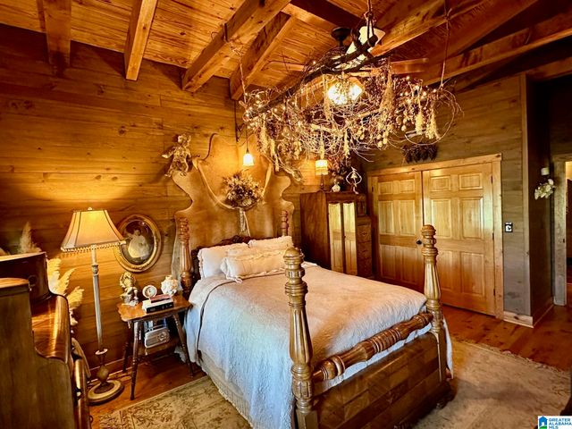 368 WHISPERING PINES LANE, Helena, AL 35080