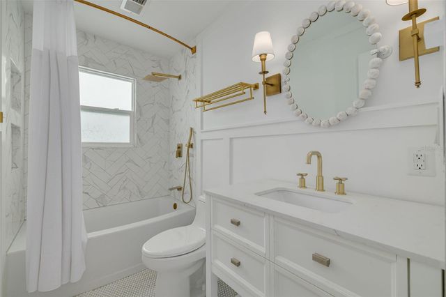 5127 29TH AVENUE N, St Petersburg, FL 33710