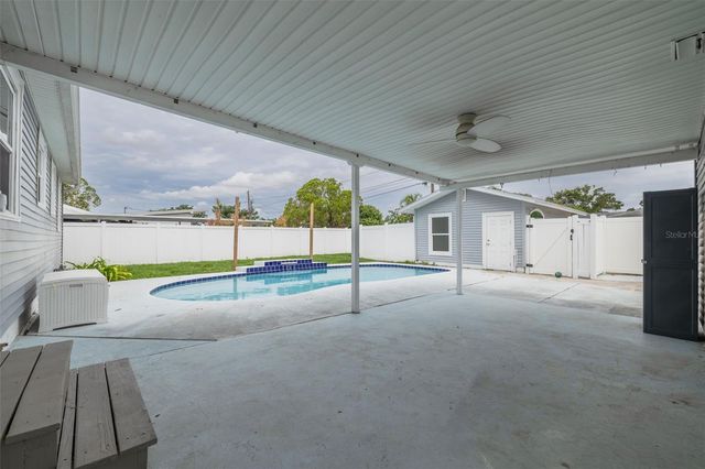 5127 29TH AVENUE N, St Petersburg, FL 33710