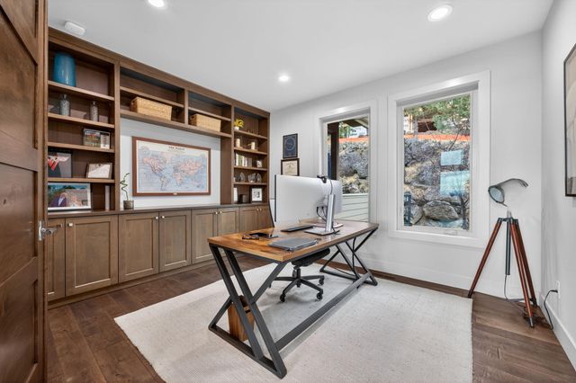 3345 NW Panorama Drive, Bend, OR 97703