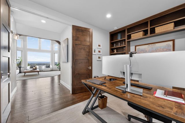 3345 NW Panorama Drive, Bend, OR 97703