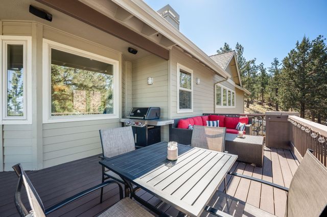 3345 NW Panorama Drive, Bend, OR 97703