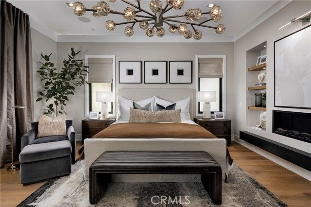 533 PENINSULA, Irvine, CA 92602