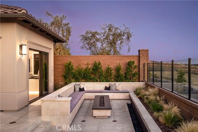 533 PENINSULA, Irvine, CA 92602