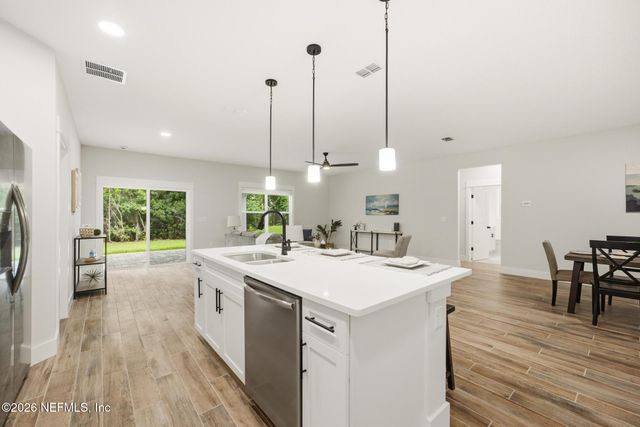 5625 GRAND CAYMAN Road, Jacksonville, FL 32226