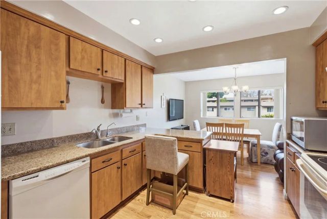 12300 Montecito Road 24, Seal Beach, CA 90740