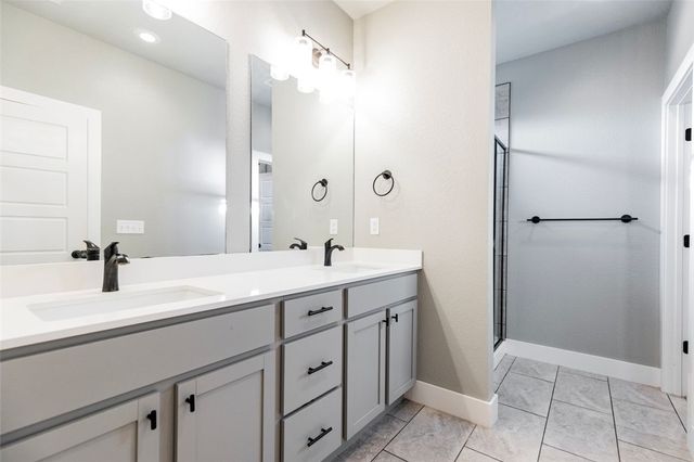 1407 Park Street, Lowell, AR 72745