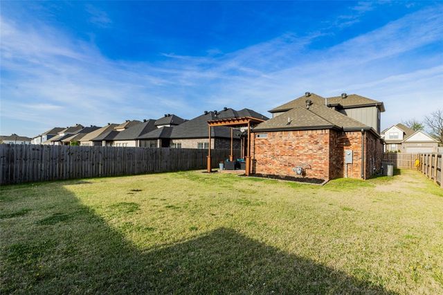 1407 Park Street, Lowell, AR 72745