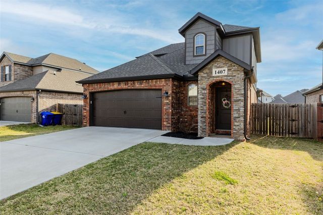 1407 Park Street, Lowell, AR 72745