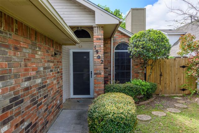 1902 Lee Drive, Denton, TX 76209