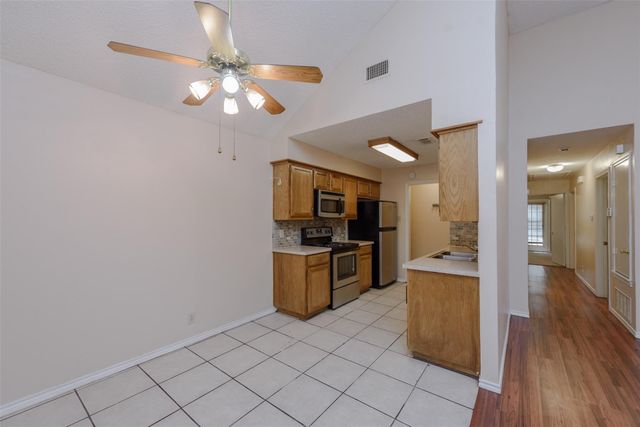 1902 Lee Drive, Denton, TX 76209