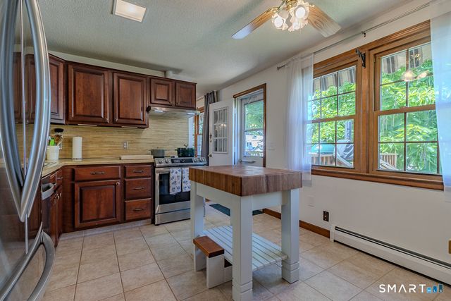5 Urban Lane, Newington, CT 06111
