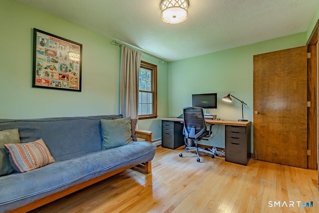 5 Urban Lane, Newington, CT 06111