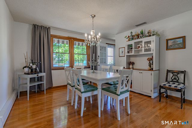 5 Urban Lane, Newington, CT 06111