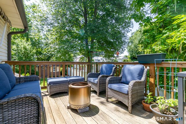 5 Urban Lane, Newington, CT 06111