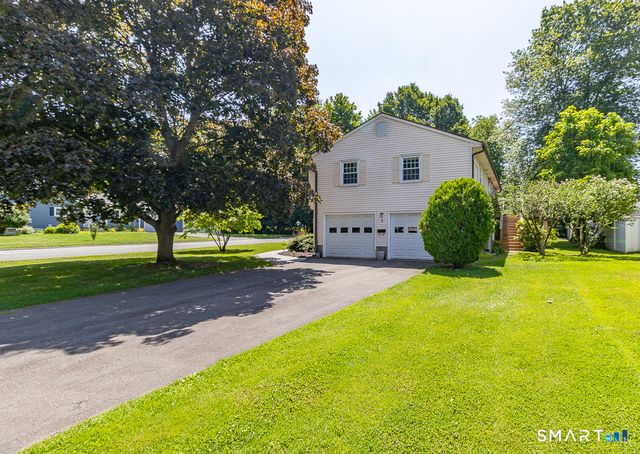 5 Urban Lane, Newington, CT 06111