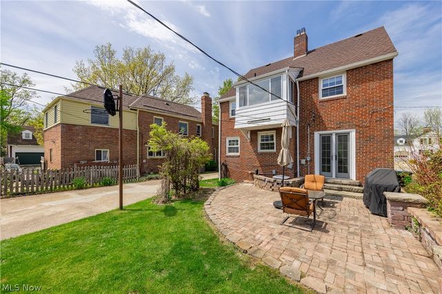21130 Edgecliff Drive, Euclid, OH 44123