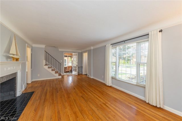 21130 Edgecliff Drive, Euclid, OH 44123