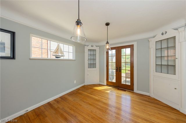 21130 Edgecliff Drive, Euclid, OH 44123