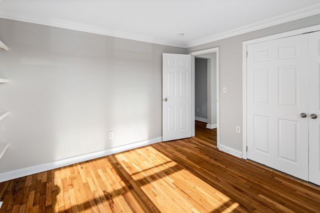 23 Standish Road APT 2, Stamford, CT 06902