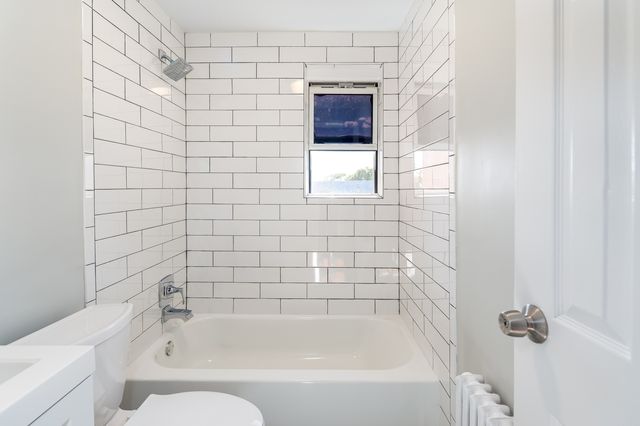 23 Standish Road APT 2, Stamford, CT 06902