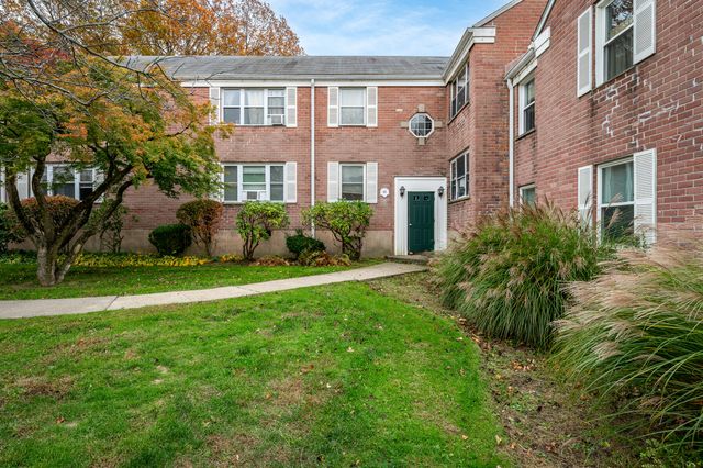 23 Standish Road APT 2, Stamford, CT 06902