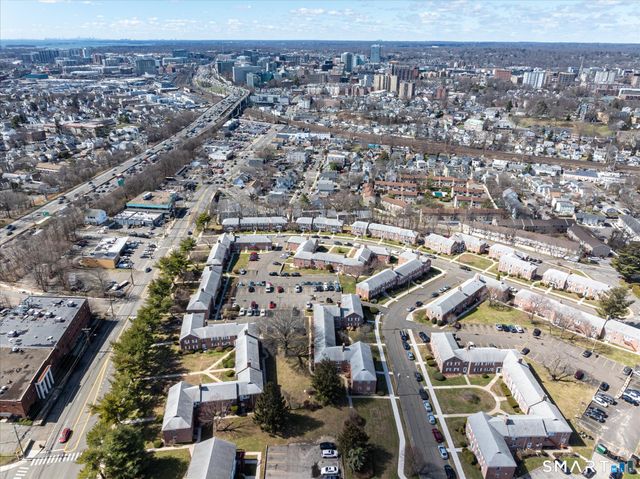 23 Standish Road APT 2, Stamford, CT 06902