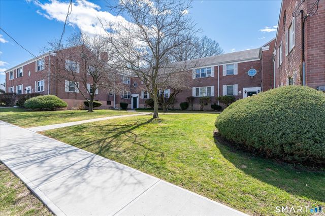 23 Standish Road APT 2, Stamford, CT 06902