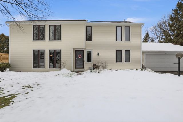 23 Copper Woods, Pittsford, NY 14534