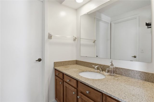 23 Copper Woods, Pittsford, NY 14534