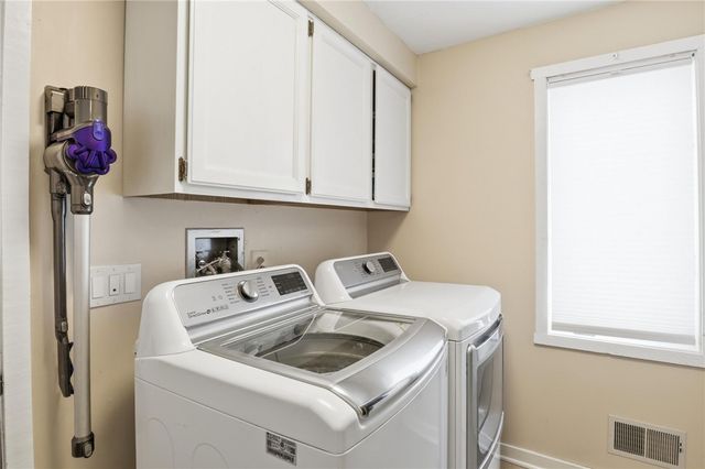 23 Copper Woods, Pittsford, NY 14534