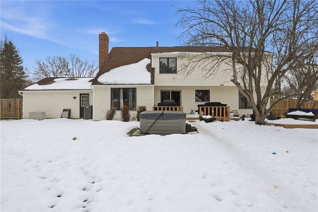 23 Copper Woods, Pittsford, NY 14534