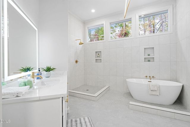 101 Turquoise Creek Drive, Cary, NC 27513