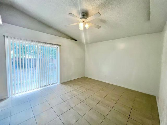 464 SPREADING OAK CIRCLE, Apopka, FL 32712