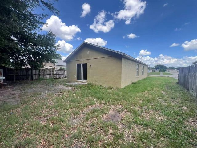 464 SPREADING OAK CIRCLE, Apopka, FL 32712