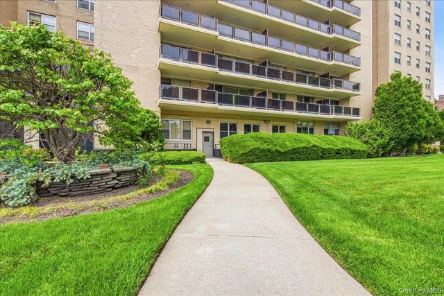 110-11 Queens Boulevard AA, Forest Hills, NY 11375