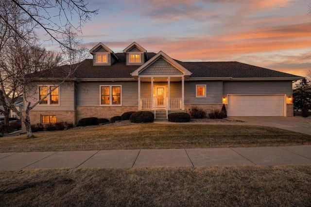 7910 Starr Grass Drive, Madison, WI 53719