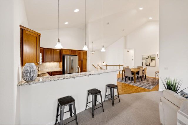 7910 Starr Grass Drive, Madison, WI 53719