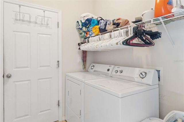6815 45TH TERRACE E, Bradenton, FL 34203