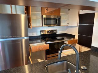 816 NW 11th St 505, Miami, FL 33136