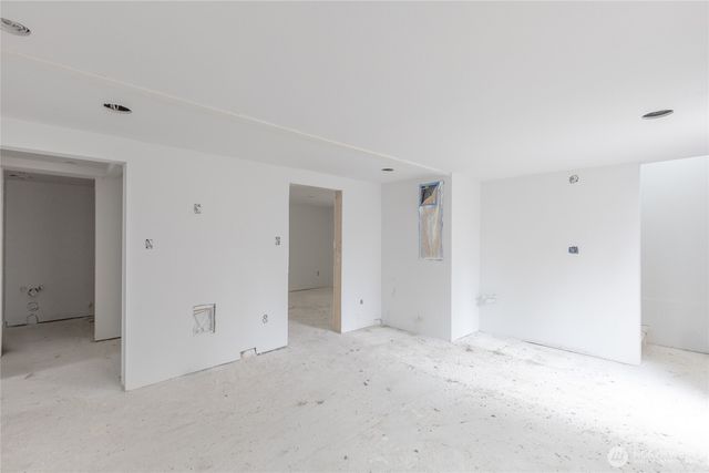 5752 NE 62nd Street, Seattle, WA 98115