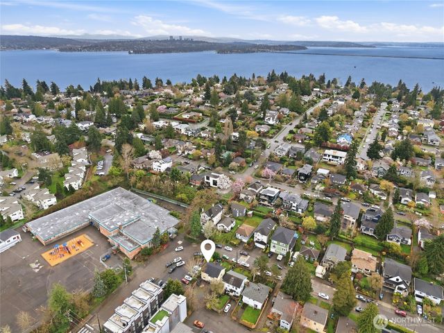 5752 NE 62nd Street, Seattle, WA 98115