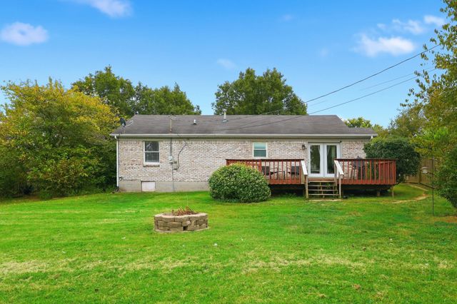 100 Ashville Drive, Nicholasville, KY 40356