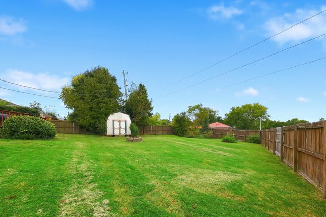 100 Ashville Drive, Nicholasville, KY 40356
