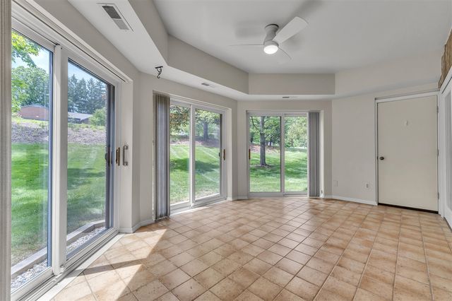 2115 Nature Cove Court 108, Ann Arbor, MI 48104