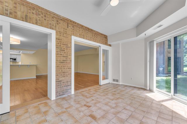 2115 Nature Cove Court 108, Ann Arbor, MI 48104