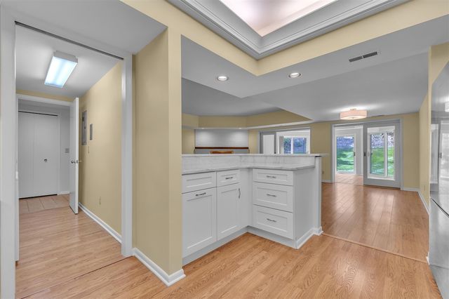 2115 Nature Cove Court 108, Ann Arbor, MI 48104